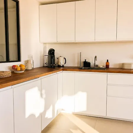 With Terrace And Unobstructed View Apartamento